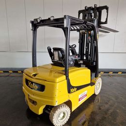 Yale ERP35VL 4-Rad Elektrostapler