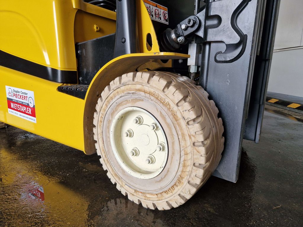 Frontstapler gebraucht: Yale 4-Rad Elektrostapler ERP35VL. Yale ERP35VL. 4-Rad Elektrostapler