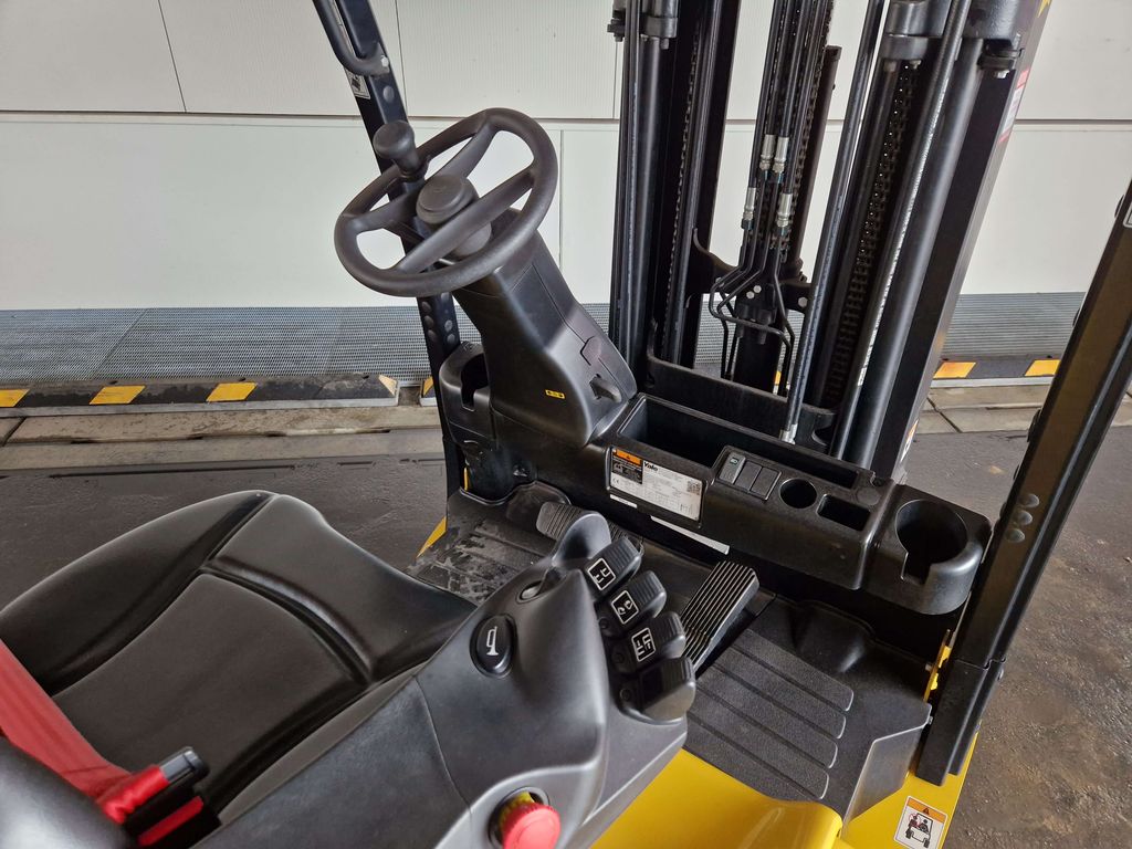 Frontstapler gebraucht: Yale 4-Rad Elektrostapler ERP35VL. Yale ERP35VL. 4-Rad Elektrostapler