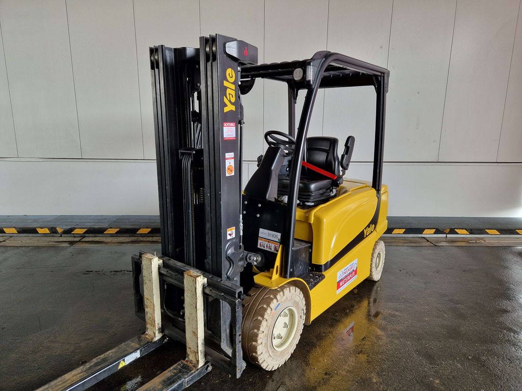 Frontstapler gebraucht: Yale 4-Rad Elektrostapler ERP35VL. Yale ERP35VL. 4-Rad Elektrostapler