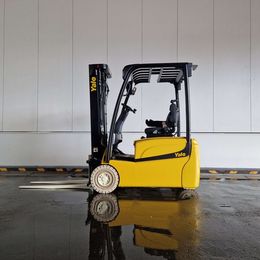 Yale ERP16VT 3-Rad Elektrostapler