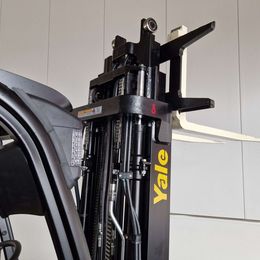 Yale ERP16VT 3-Rad Elektrostapler