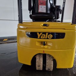 Yale ERP16VT 3-Rad Elektrostapler