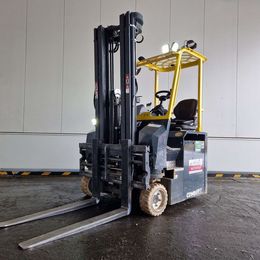 Combilift CBE3000 Vierwegestapler