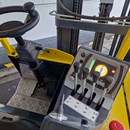 Combilift CBE3000 Vierwegestapler