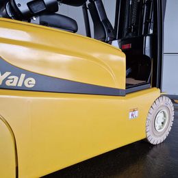 Yale ERP16VT. 3-Rad Elektrostapler