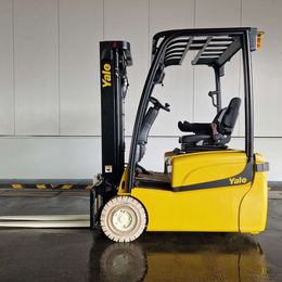 Yale ERP16VT. 3-Rad Elektrostapler