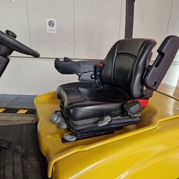 Frontstapler gebraucht: Yale 4-Rad Elektrostapler ERP35VL. Yale ERP35VL. 4-Rad Elektrostapler