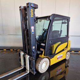 Frontstapler gebraucht: Yale 4-Rad Elektrostapler ERP35VL Yale ERP35VL 4-Rad Elektrostapler