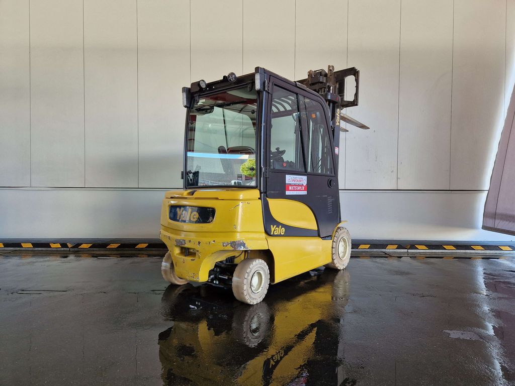 Frontstapler gebraucht: Yale 4-Rad Elektrostapler ERP35VL Yale ERP35VL 4-Rad Elektrostapler