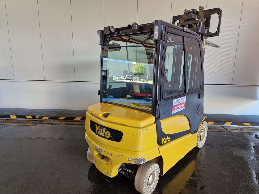 Frontstapler gebraucht: Yale 4-Rad Elektrostapler ERP35VL Yale ERP35VL 4-Rad Elektrostapler