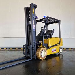 Yale ERP35VL 4-Rad Elektrostapler