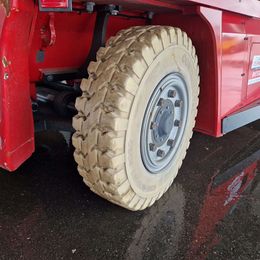 Kalmar ECG80-9 4-Rad Elektrostapler