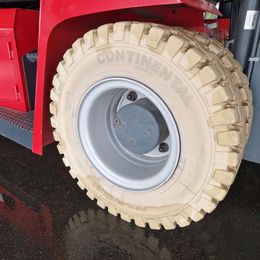 Kalmar ECG80-9 4-Rad Elektrostapler