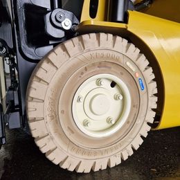 Yale ERP16VT 3-Rad Elektrostapler