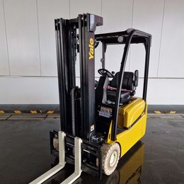 Yale ERP16VT 3-Rad Elektrostapler