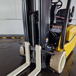 Yale ERP20VT 3-Rad Elektrostapler