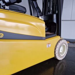 Yale ERP20VT 3-Rad Elektrostapler