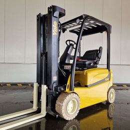 Yale ERP20VF 4-Rad Elektrostapler