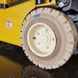 Yale ERP20VF 4-Rad Elektrostapler