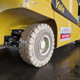 Frontstapler gebraucht: Yale 4-Rad Elektrostapler ERP35VL Yale ERP35VL 4-Rad Elektrostapler