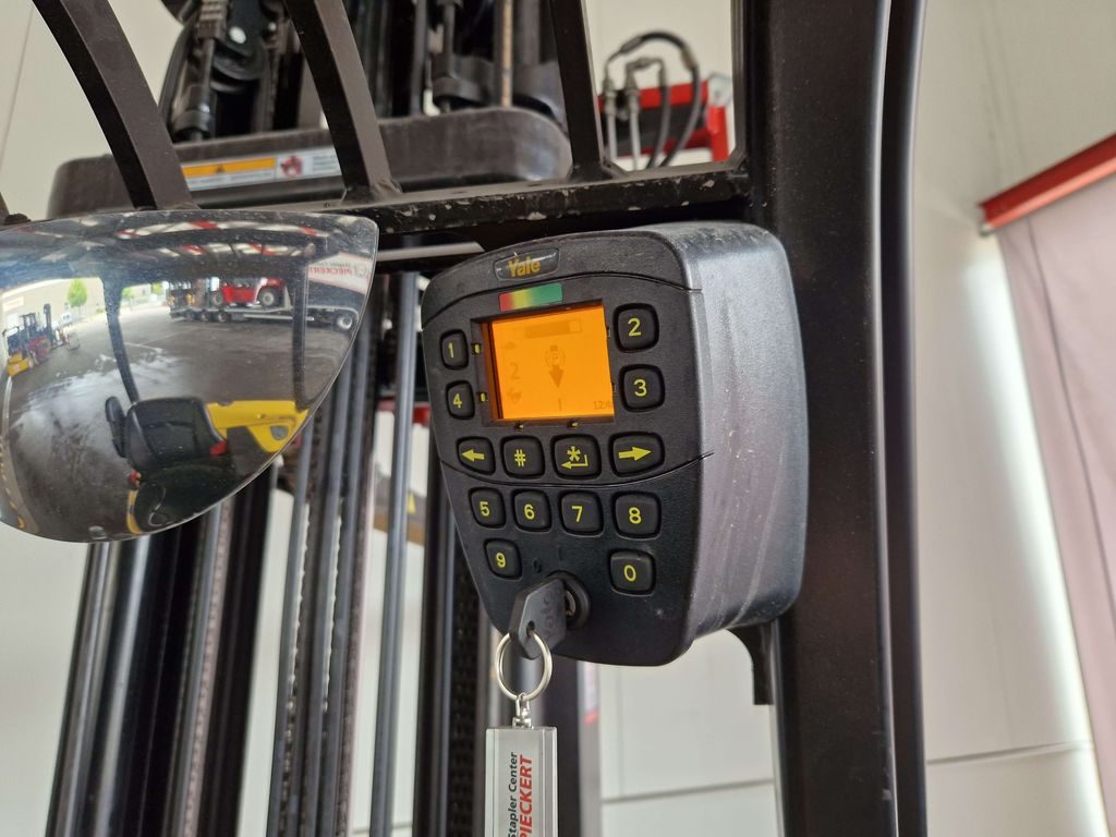 Frontstapler gebraucht: Yale 4-Rad Elektrostapler ERP35VL Yale ERP35VL 4-Rad Elektrostapler