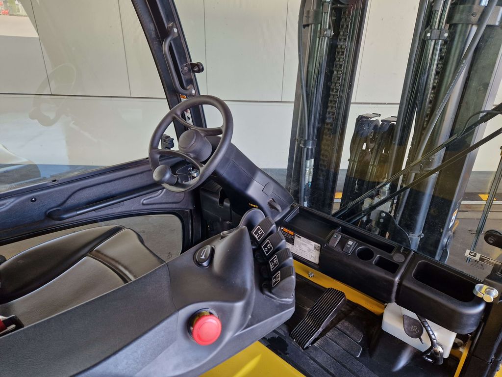 Frontstapler gebraucht: Yale 4-Rad Elektrostapler ERP50VM. Yale ERP50VM. 4-Rad Elektrostapler
