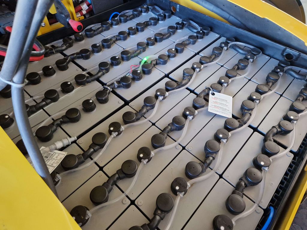 Frontstapler gebraucht: Yale 4-Rad Elektrostapler ERP50VM. Yale ERP50VM. 4-Rad Elektrostapler