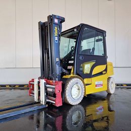 Frontstapler gebraucht: Yale 4-Rad Elektrostapler ERP50VM. Yale ERP50VM. 4-Rad Elektrostapler