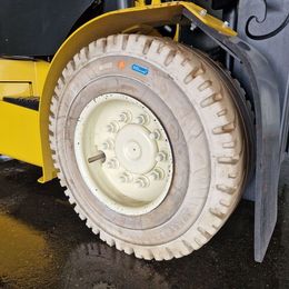 Yale ERP55VM6 4-Rad Elektrostapler