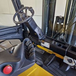 Yale ERP55VM6 4-Rad Elektrostapler