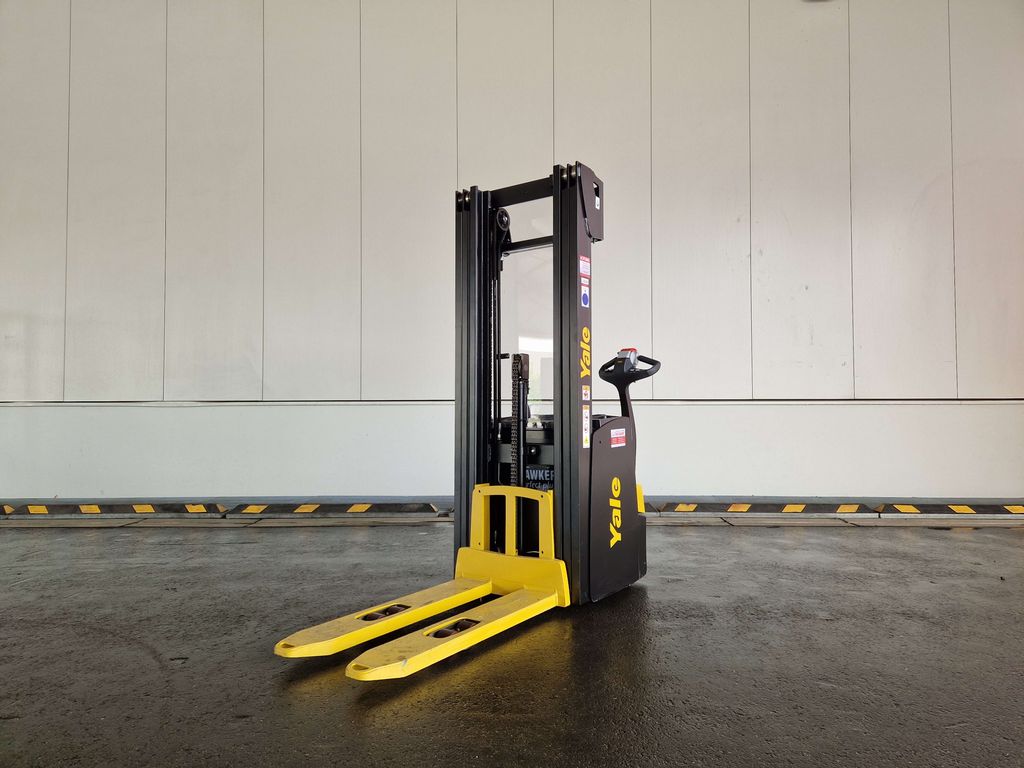 Gabelhochhubwagen gebraucht: Yale Hochhubwagen MS16AC. Yale MS16AC. Hochhubwagen