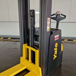 Yale MS16AC. Hochhubwagen