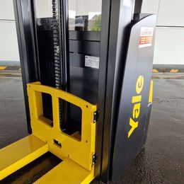 Yale MS10E Hochhubwagen