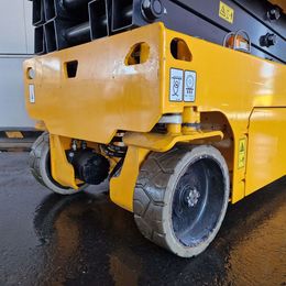 JCB S1530E Scherenarbeitsbühne