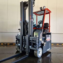 Combilift C4000 Vierwegestapler