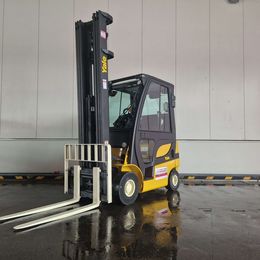 Frontstapler gebraucht: Yale Dieselstapler GDP20SVX Yale GDP20SVX Dieselstapler