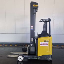 Yale MR16 Schubmaststapler