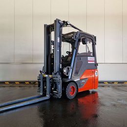 Linde E18 3-Rad Elektrostapler