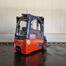 Linde E18 3-Rad Elektrostapler