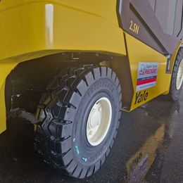 Yale GLP2.5N Treibgasstapler