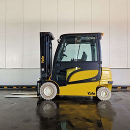 Yale ERP3.5N 4-Rad Elektrostapler