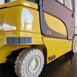 Yale ERP3.5N 4-Rad Elektrostapler