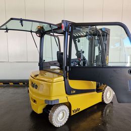 Yale ERP3.5N 4-Rad Elektrostapler