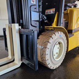 Yale ERP3.5N 4-Rad Elektrostapler