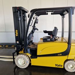 Yale ERP3.5N 4-Rad Elektrostapler