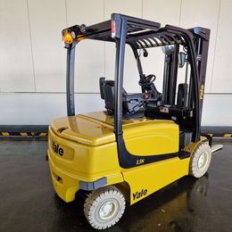 Yale ERP3.5N 4-Rad Elektrostapler