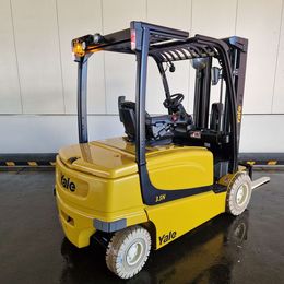 Frontstapler gebraucht: Yale 4-Rad Elektrostapler ERP3.5N Yale ERP3.5N 4-Rad Elektrostapler