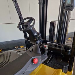 Frontstapler gebraucht: Yale 4-Rad Elektrostapler ERP3.5N Yale ERP3.5N 4-Rad Elektrostapler