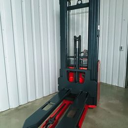 Linde L14 Hochhubwagen